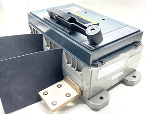 Disjoncteur PLC RKF36060CU44A PowerPact R 600A 3P avec unité de déclenchement Micrologic - Product Image 3