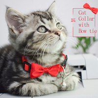 Collier de chat mignon impression collier de chien personnalisé doux rembourré avec noeud papillon pour chiot accessoires pour animaux de compagnie