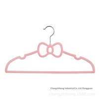 Cintre en plastique floqué en forme de cœur avec nœud, antidérapant, créatif, pour étudiants et usage domestique