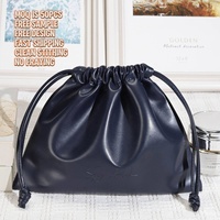 Pochette de maquillage de luxe en cuir Pu avec logo personnalisé sac de rangement étanche en cuir pour pinceaux cosmétiques avec cordon de serrage et poussière