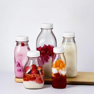 Bouteille de lait carrée en <span class=keywords><strong>verre</strong></span> de Chine en gros avec couvercle en <span class=keywords><strong>plastique</strong></span> 10cl 30cl <span class=keywords><strong>50cl</strong></span> 100cl Bouchon à vis pour thé bière jus - Product Image 4