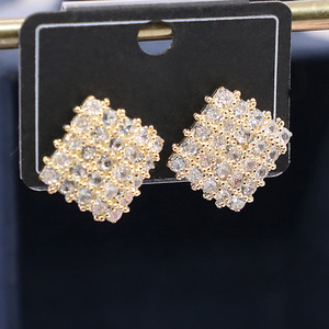 Orecchini a Perno Vintage a Forma di Diamante per Donne, Accessori per Orecchie Geometrici per Uso Quotidiano - Product Image 3