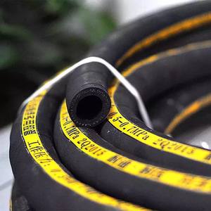 Kit Tubo per Sabbiatura Industriale Compatibile con Ghiaccio Secco/Granigliatura, Opzioni ID 1/2 Pollice e 3/4 Pollice, Tubo dell'Aria in Gomma Sintetica Nera - Product Image 5