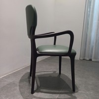 Chaise de salle à manger rembourrée de qualité supérieure, structure en bois massif, assise en tissu doux, mobilier contemporain pour cuisine, restaurant, hôtel PISANO