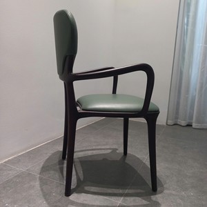 Chaise de salle à manger rembourrée de qualité supérieure, structure en bois massif, assise en tissu doux, mobilier contemporain pour cuisine, restaurant, hôtel PISANO - Product Image 6