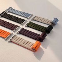 Für Watch 1-11/Ultra 1-3 Loch Silikon Magnetisches Saugband Hohler Einzelring-Verschluss Uhrenarmband