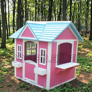 بيت لعب خارجي عالي الجودة للأطفال مصنوع من الخشب الصلب الوردي الصديق للبيئة مع نوافذ متعددة - Product Image 4