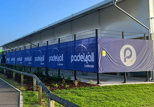 Tùy chỉnh in lưới biểu ngữ Vinyl PVC lót 12x12 lưới xây dựng hàng rào miễn phí thiết kế Vinyl lưới biểu ngữ - Product Image 3