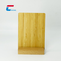 Soporte de tarjeta de madera NFC impresión personalizada etiqueta de código Qr menú NFC Tarjeta de etiqueta de código QR con Chip NTAG215 para tienda de restaurante
