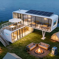 Maison capsule moderne préfabriquée en acier de luxe à double paroi pour usage professionnel et vacances, alimentée à l'énergie solaire, 2-3 chambres