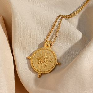 Collana Trendy Rz con 12 Segni Zodiacali, Ciondolo Retrò in Acciaio Inossidabile Placcato Oro 18k Impermeabile con Catena, Gioielli per Feste e Regali - Product Image 1