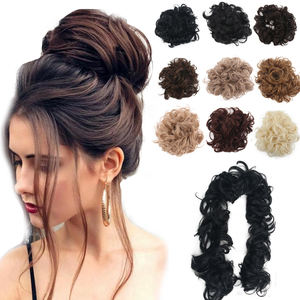 Vente en gros d'extensions <span class=keywords><strong>de</strong></span> <span class=keywords><strong>chignon</strong></span> bouclés en cheveux synthétiques <span class=keywords><strong>postiche</strong></span> élastique chouchou pour femmes en plusieurs couleurs - Product Image 1