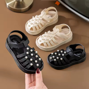 Non-slip Beach Rivet Child Sandals <b>Soft</b> Bottom Non-slip Girls Beach <b>Shoes</b> Pearl Girls Fashion Sandals for Girls - Product Image 1