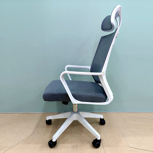 ハイバックオフィス家具 360度回転 快適 ピンク グレー 回転式 高級エグゼクティブチェア 人間工学に基づいたオフィスチェア（キャスター付き） - Product Image 3