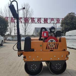 Satılık 0.6 Ton çift davul hidrolik toprak silindir sıkıştırıcı <span class=keywords><strong>Mini</strong></span> yol vibrasyonlu silindir silindir sıkıştırıcı arkasında yürümek - Product Image 1