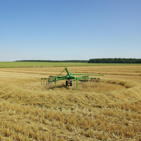Nouvelle tondeuse à gazon rotative à roues à doigts pour l'élimination des insectes agricoles, haute efficacité