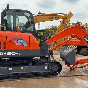 รถขุดไฮดรอลิกมือสอง Doosan DH60 ลดราคาพิเศษ ห้องโดยสารปรับอากาศ ประหยัดน้ำมัน กำลังไฟ 38.1 กิโลวัตต์ - Product Image 1