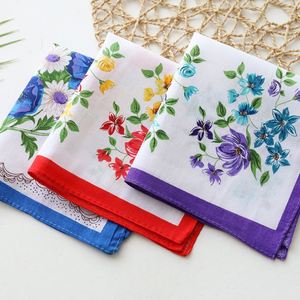 Pañuelo con estampado de florecitas de ala ancha para niñas y damas, pañuelos absorbentes suaves de algodón puro, venta al por mayor y al por menor - Product Image 2