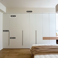 Armoire sur mesure avec bureau intégré, unité de rangement murale complète moderne pour chambre à coucher