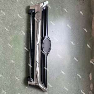 Rejilla negra cromada de alta calidad a <span class=keywords><strong>precio</strong></span> de fábrica GHCD para camión japonés Hino Dutro <span class=keywords><strong>300</strong></span> de ancho para <span class=keywords><strong>Nissan</strong></span> Hino Isuzu (2012- - Product Image 6