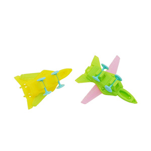 Jouets d'<span class=keywords><strong>avion</strong></span> à réaction à <span class=keywords><strong>prix</strong></span> abordable, promotion en gros, mini-jouets d'<span class=keywords><strong>avion</strong></span> en plastique avec ailes pliables, jouets d'<span class=keywords><strong>avion</strong></span> déformables - Product Image 5