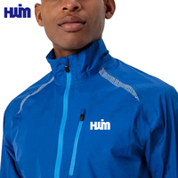 Veste de course extérieure pour hommes à séchage rapide légère et résistante à l'eau avec bordure réfléchissante pour la salle de sport et le sport