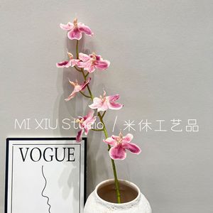 ดอกกล้วยไม้วานด้าประดิษฐ์จาก Mishu Crafts สำหรับตกแต่งงานแต่งงาน ดอกไม้ประดิษฐ์สำหรับตกแต่งห้องจัดเลี้ยงงานแต่งงาน และใช้สำหรับถ่ายภาพ - Product Image 3