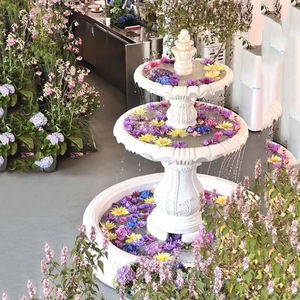 Fuente de Jardín Clásica para Exteriores con Estructura de Tres Niveles y Flujo de Agua Laminar para Decoración de Eventos y Bodas - Product Image 4