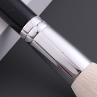 Pinceau à poudre de luxe avec logo personnalisé, poils synthétiques doux blancs, pinceau de maquillage pour le visage, blush, highlighter