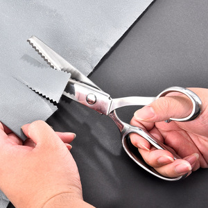 Ciseaux à dentelle entièrement en acier inoxydable, ciseaux de tailleur en forme de V, placage titane argenté pour la découpe de tissus - Product Image 3