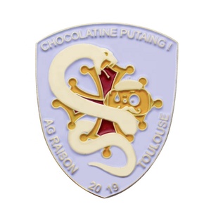 Alfileres de solapa de metal con logotipo de diseño libre de serpiente de metal de recuerdo de alta calidad con proceso personalizado - Product Image 1