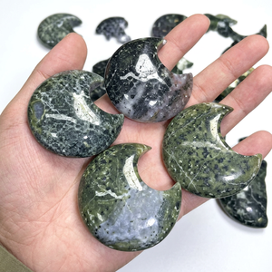 Venta al por Mayor de Ágata Musgosa Natural en Forma de Luna, Cristal Tallado, Gema Espiritual para Meditación, Decoración, Regalo - Product Image 1