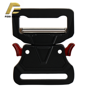 T5001R özel Logo taktik köpek tasması Rottweilers ve alman çoshepheriçin ayarlanabilir toka ile - Product Image 4