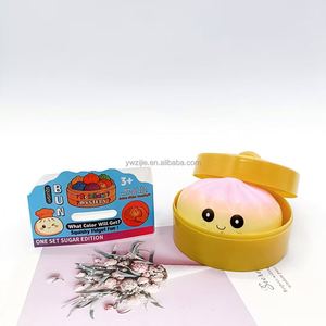 En stock: Squishies de dumpling de rebote lento, Baozi (panecillo al vapor), Caja Sorpresa, Bolas Antiestrés, Juguete Sensorial Fidget, Bola Antiestrés con forma de comida - Product Image 5