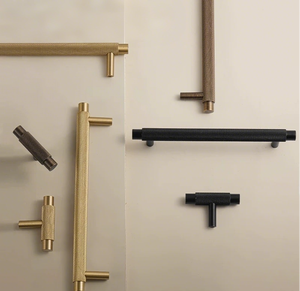 Mango largo de latón negro y latón antiguo dorado mate moleteado para cajones de muebles de estilo moderno y puertas de gabinetes - Product Image 2