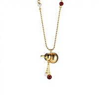 Collier Pendentif Gourde en Alliage de Cuivre Doré pour Femme TANGPEI avec Pompon et Perles de Verre – Bijou Tendance