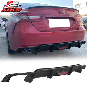 Difusor Trasero con Luz LED para Toyota Camry 2018-2024 SE XSE - Negro Mate, Kit de Carrocería de Alta Calidad - Product Image 1