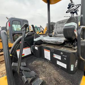 Excavatrice Komatsu PC35 de 3,5 tonnes, d'occasion, de marque japonaise, moteur Cummins, excavatrice sur chenilles, petite excavatrice d'occasion, provenance Japon. - Product Image 6