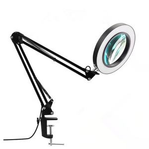 Lámpara de Escritorio LED con Brazo Articulado Metálico, Regulable, con Lupa y Abrazadera, Estilo Americano, en Oferta - Product Image 1