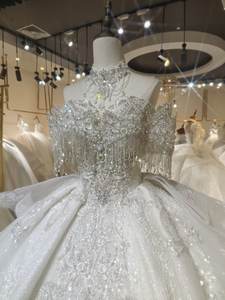 Bruidsjurk NDA10017, baljurk, korte mouwen, bruidsjurk met prinsessen-stijl, strass steentjes, kant, plus size, modieus. - Product Image 3