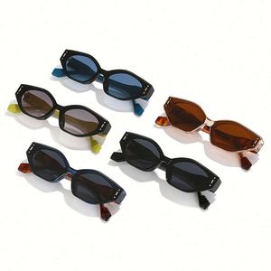 Gafas de Sol Retro de Moda al por Mayor, con Remaches de Doble Color, Estilo Ojo de Gato Pequeño y Forma Poligonal para Mujer - Product Image 4