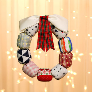 Nouvelle couronne de Noël en tissu pour décoration de porte, couronne en tissu, nœud, fournitures de décoration pour hôtels et centres commerciaux - Product Image 4