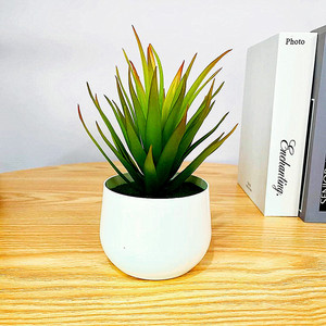 Planta Suculenta Artificial en Maceta, Decoración Interior de PVC Suave, Adorno de 7 Capas Estilo Bonsái Gladiolus - Product Image 1