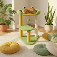 Arbre à chat de grande taille, style combiné triangulaire, design multi-niveaux surélevé, structure d'escalade intégrée, maison pour chat en polaire Teddy