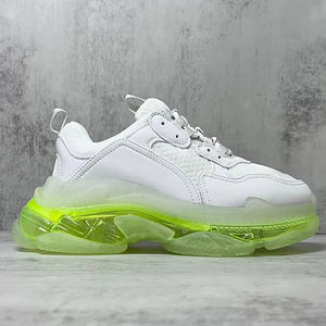 Chaussures de sport pour hommes haut de gamme conçues par un designer, marque de luxe, chaussures décontractées à semelle épaisse triple 2.0 - Product Image 1