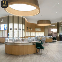 Grand kiosque de présentation de mobilier de luxe au design moderne, taille personnalisable, pour collections, boutiques et vitrines de bijoux et montres
