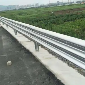AASHTO M180 Anti-Crash Armco Flex Beam Guardrail Steel Highway Road Safety Barrier And Anti-Collision Barricades