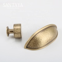 Poignées de meubles Santaya en laiton brossé antique, poignées de tiroir pour armoire de cuisine, boutons de tiroir pour chambre à coucher, poignée de meuble martelée à la main