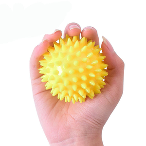 Pelota de masaje y rehabilitación portátil de TPR suave con presión de aire, para fortalecer el agarre de la palma y la sinestesia, venta al por mayor - Product Image 5