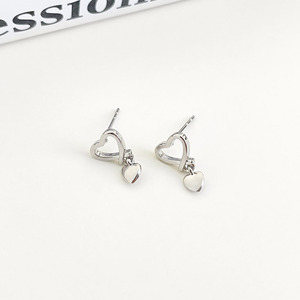 Boucles d'oreilles pendantes en forme de cœur plaquées or 18 carats, design coréen mignon pour femmes - Product Image 6